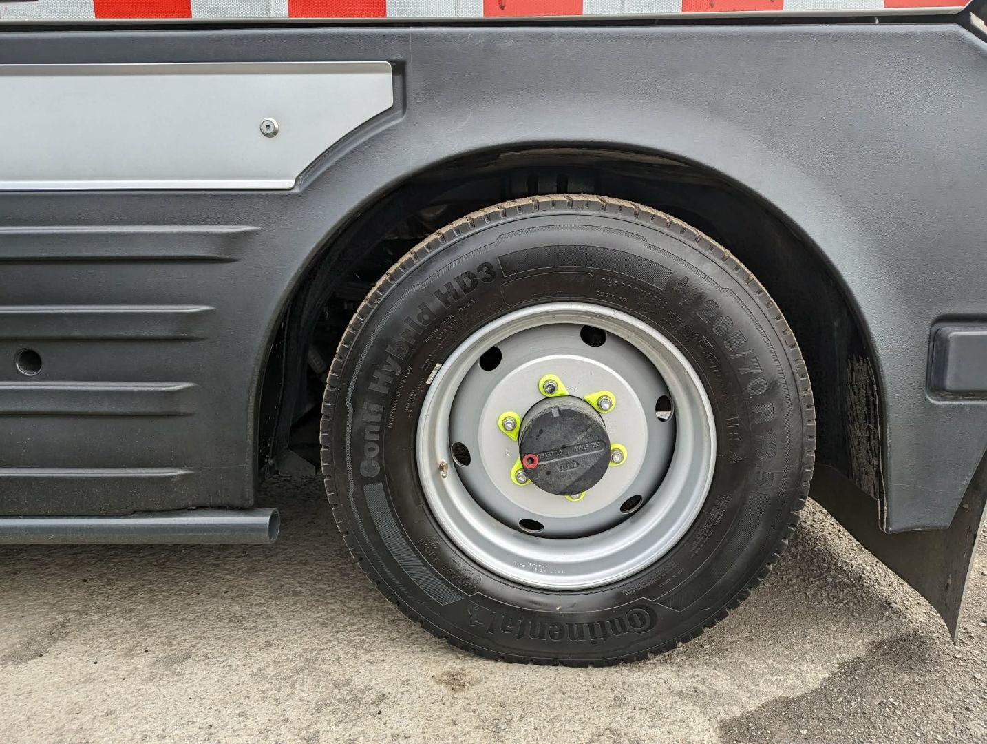 Bucher CityCat 5006 — heavy duty commercial wheel after detail