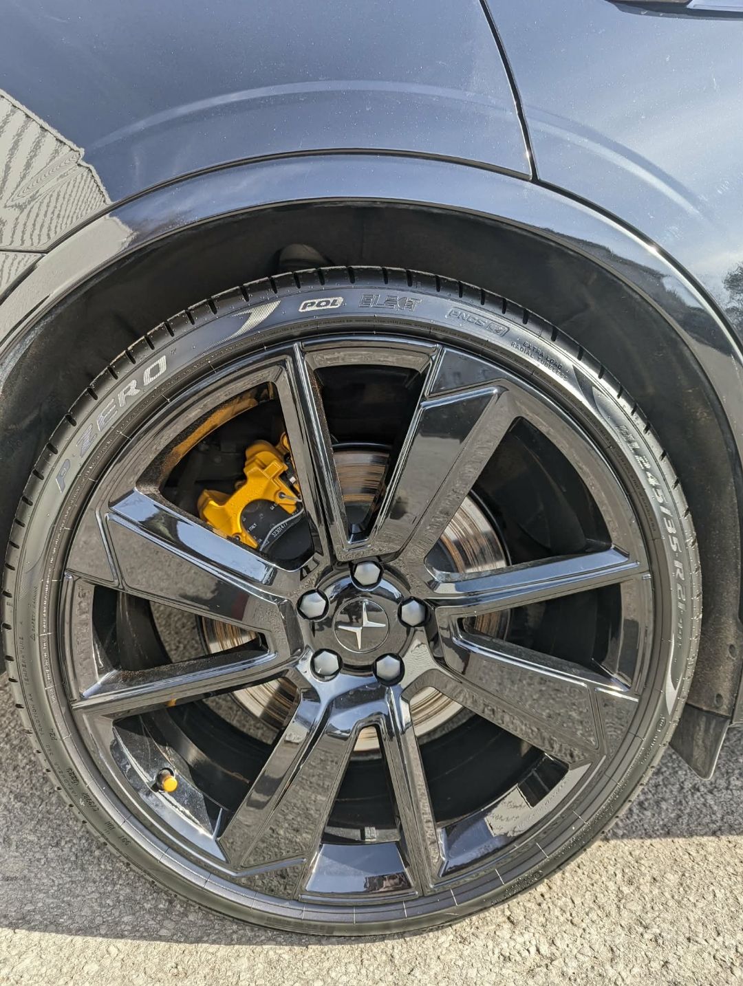 Polestar wheel detail