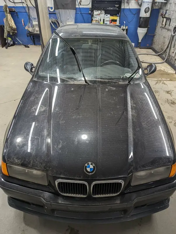 BMW M3 E36 — front heavy dust before exterior detail